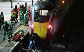 Video: Mass Stabbing Inside UK Train Leaves Nine with Life-Threatening Injuries